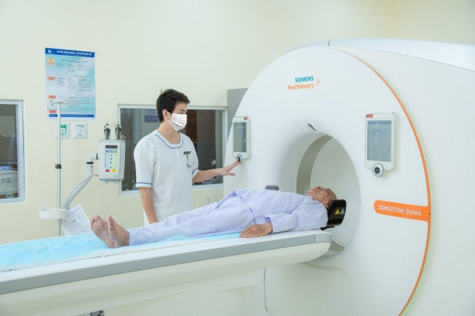 Chụp CT 768 lát đánh giá tình trạng và chức năng não tại Bệnh viện Tâm Anh TP.HCM.  Ảnh: Bệnh viện cung cấp