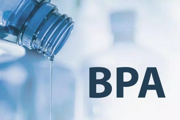 Bình nhựa kém chất lượng cũng có thể chứa BPA gây hại cho sức khỏe (Ảnh: Internet)
