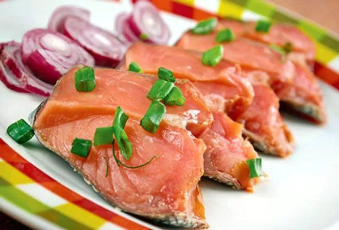 Món cá hồi muối nổi tiếng ở Na Uy (Ảnh: Internet)