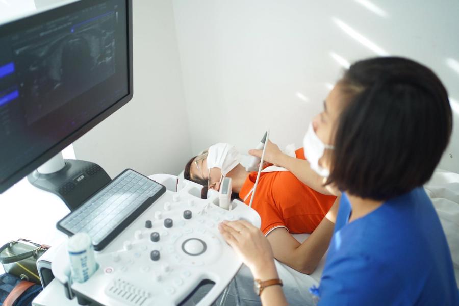 Bước 5: Sám sát lâm sàng khác và thực hiện các kỹ thuật chẩn đoán hình ảnh chụp X quang, siêu âm.